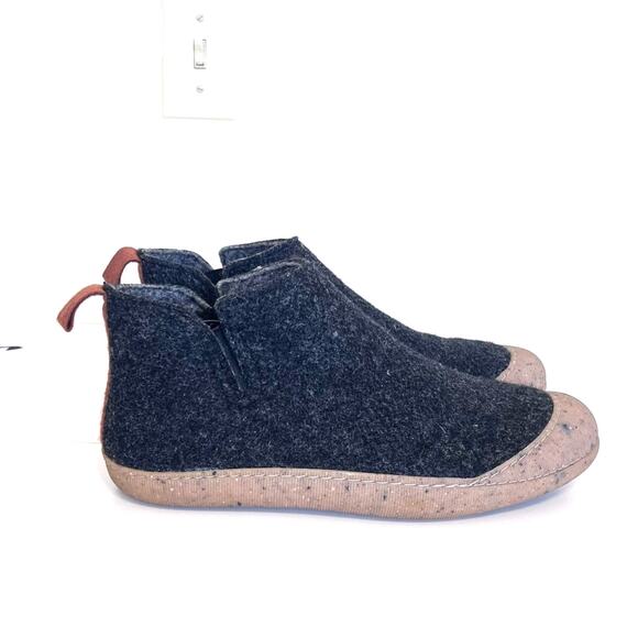Huckberry Greys The Outdoor Slipper Boots Mens 9 Dark Gray Wool Rubber Portugal - Picture 1 of 8
